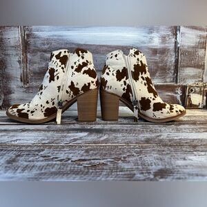 Altar'd State Brown and Cream Ankle Booties